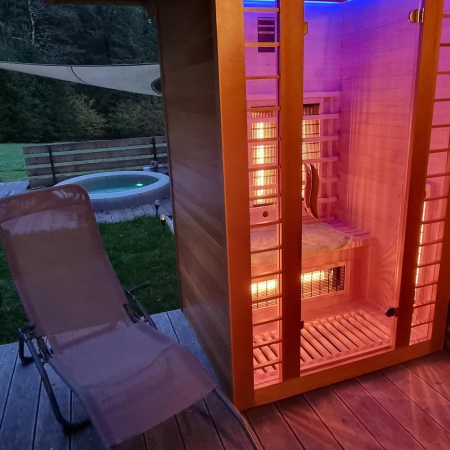Stahovica Lepa Lopa Resort מראה חיצוני תמונה